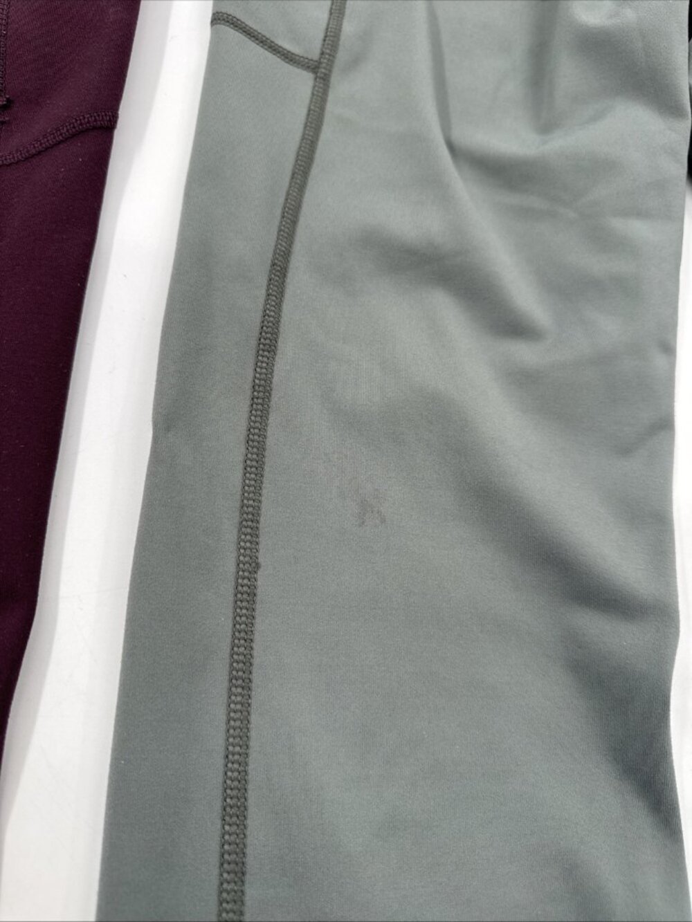 Yogalicious Lux Leggings Womens Large Lot of 2 Crop Capri Yoga Stretch Pockets - Picture 10 of 13